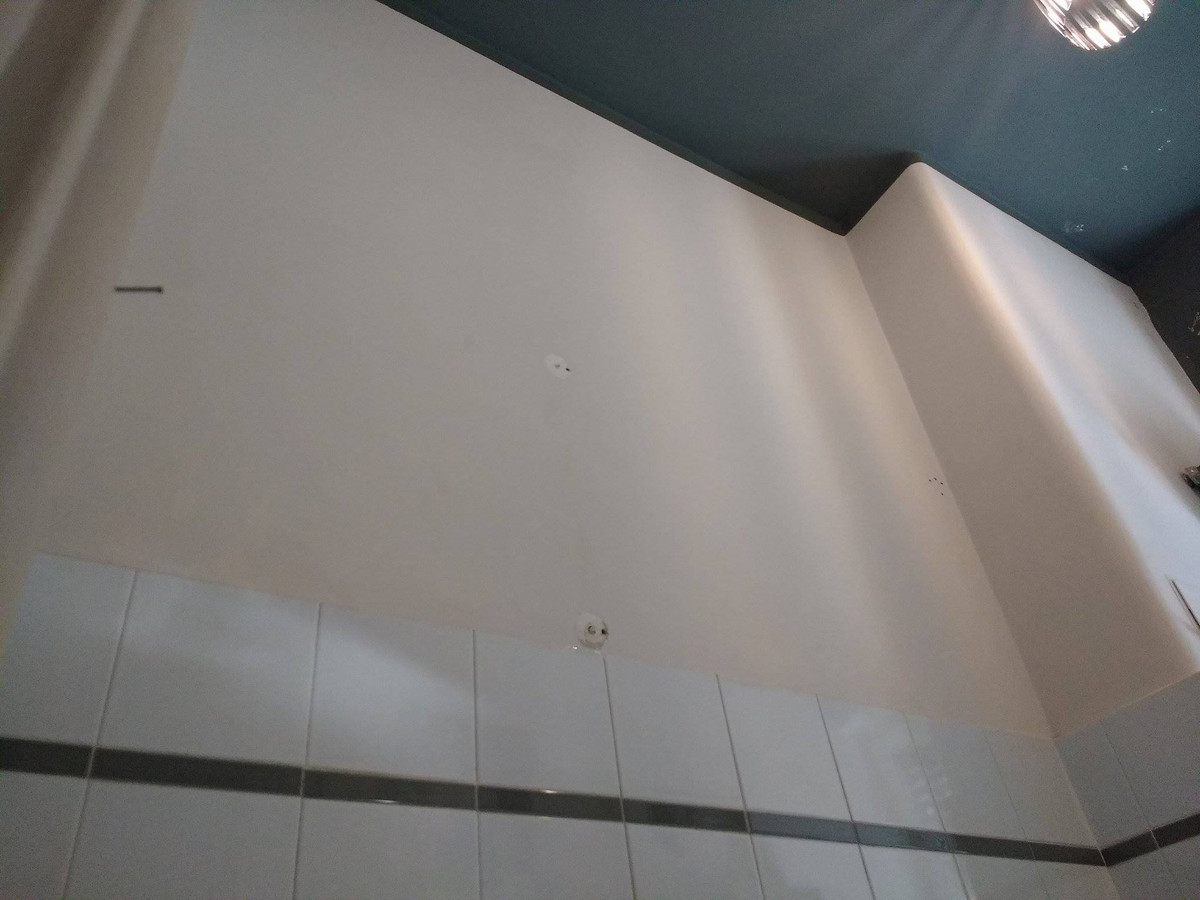 RISTRUTTURAZIONE BAGNO (QUELLI CHE... CONTA ANCHE L'ESTETICA)